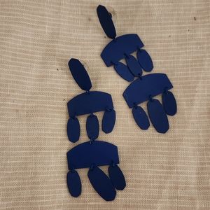 Fun Kendra Scott earrings!